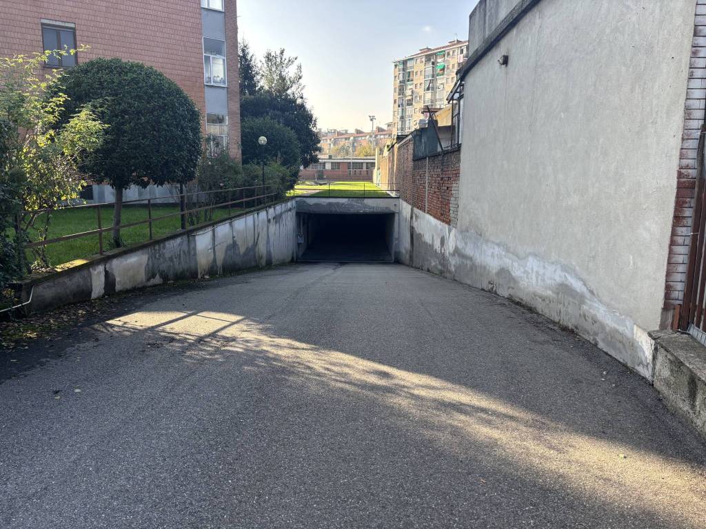 Box / garage a Torino in Via Giovanni Segantini, 59 - Foto 4