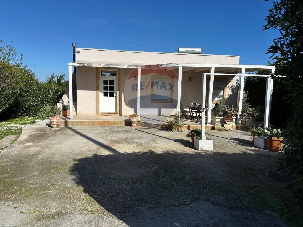 Villa a Pachino in VIALE DEI PINI - Foto 2