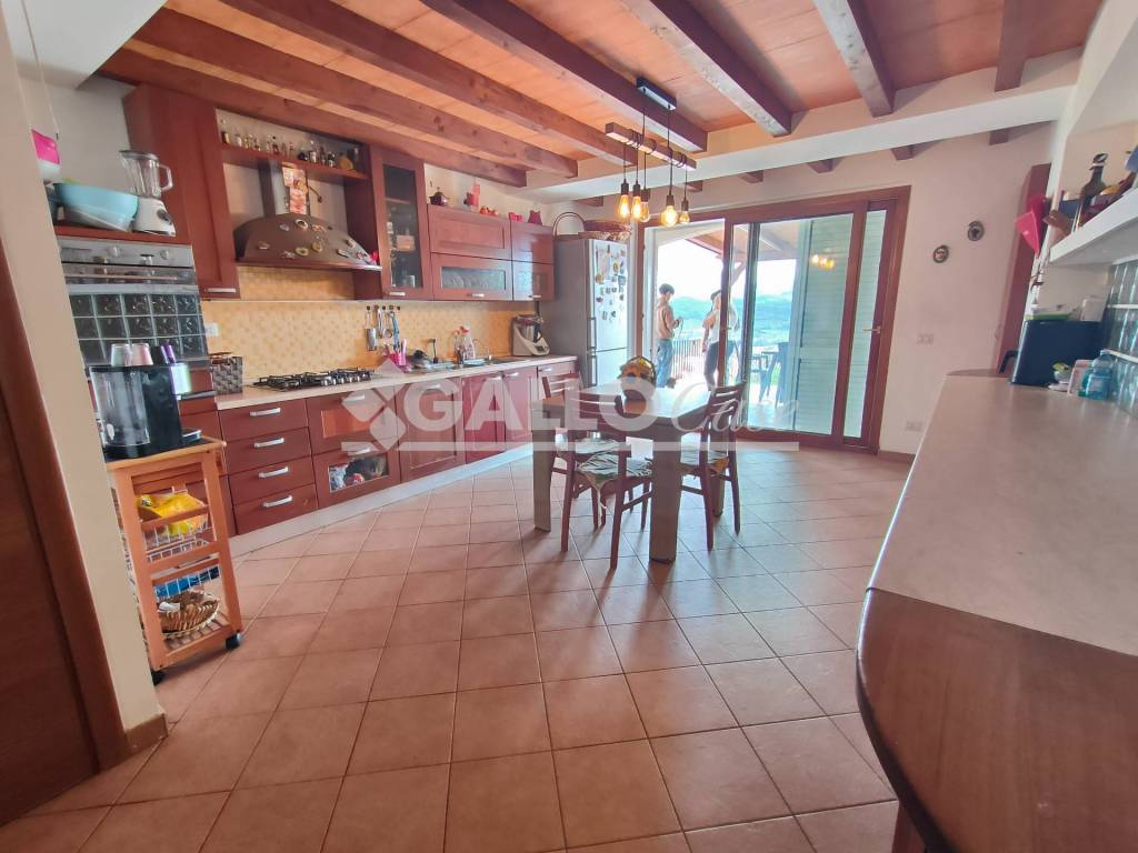 Villa a Castrolibero in Via Papa Giovanni XXIII - Foto 5