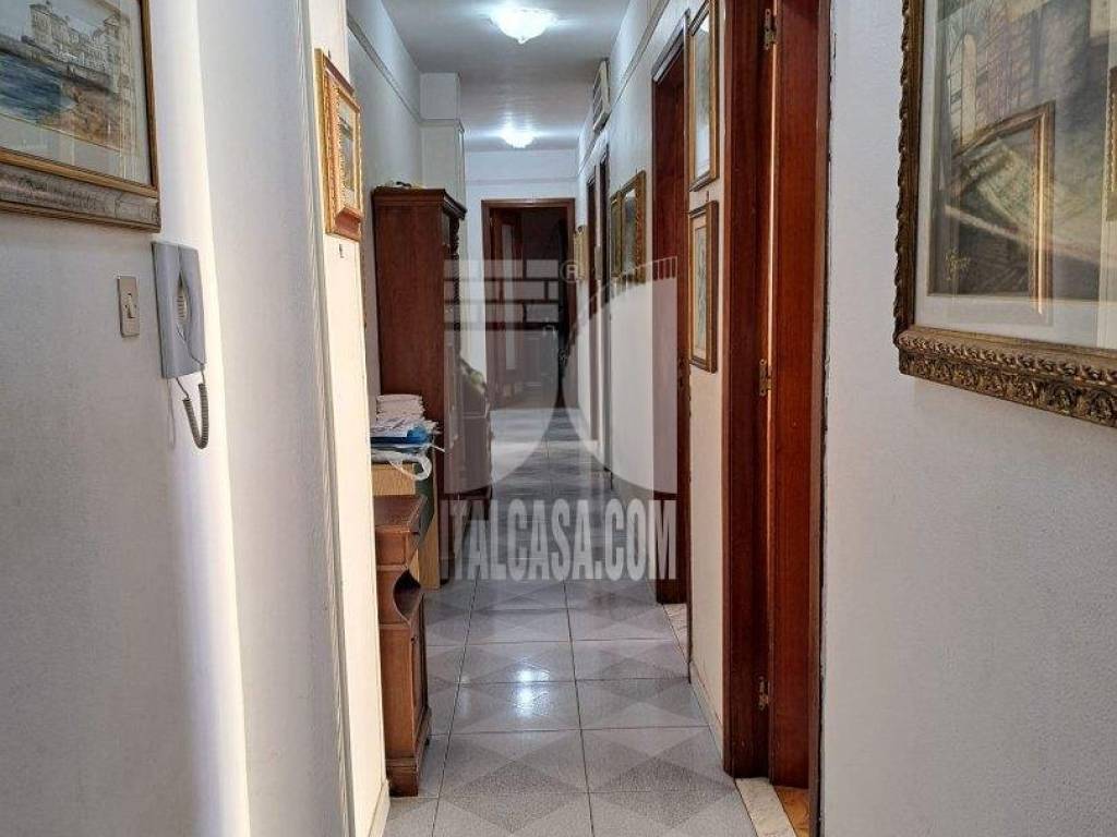 Appartamento a Crotone in Via Panella - Foto 5