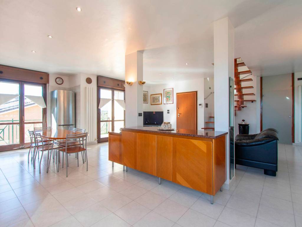 Appartamento a Collegno in Via della Croce, 6 - Foto 3