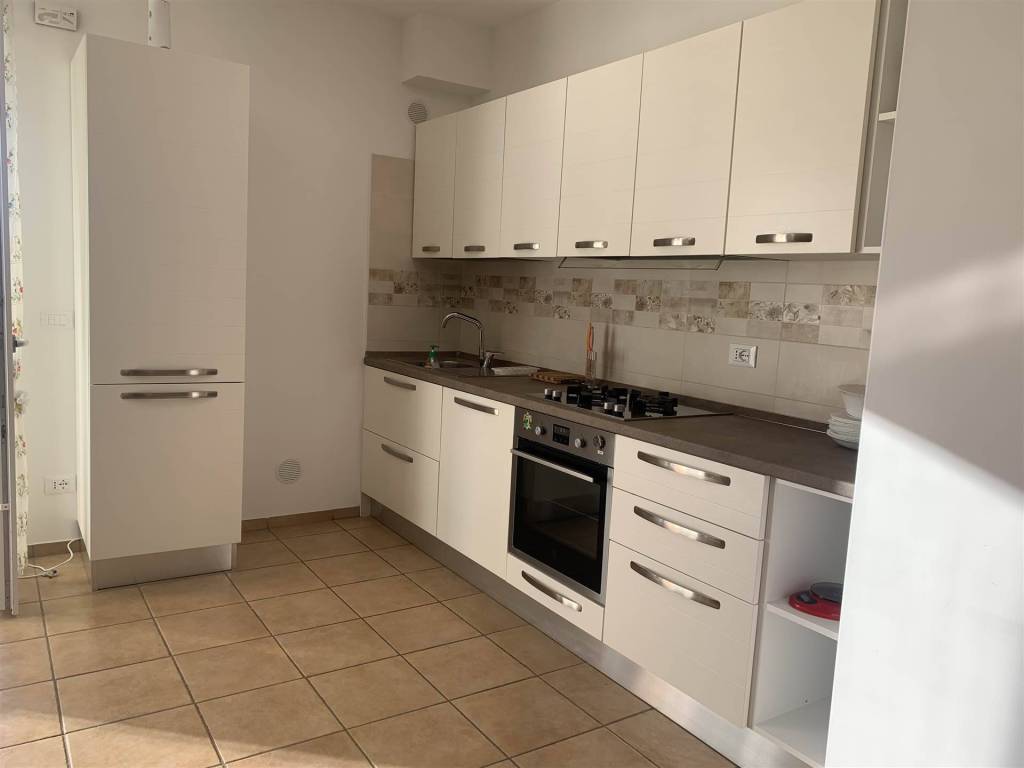 Appartamento a Camerino in viale tommaso seneca , 23 - Foto 3