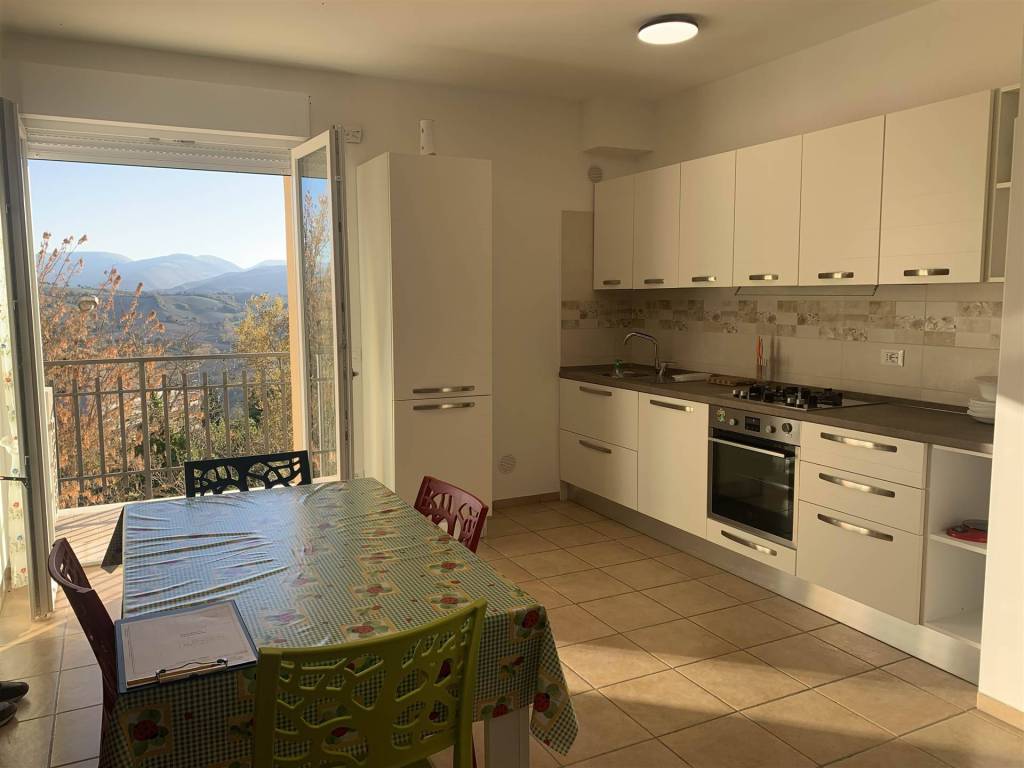 Appartamento a Camerino in viale tommaso seneca , 23 - Foto 4