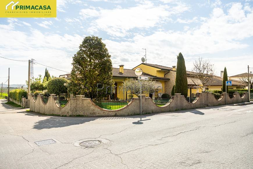 Villa a Lavagno in via Roma, 111 - Foto 3