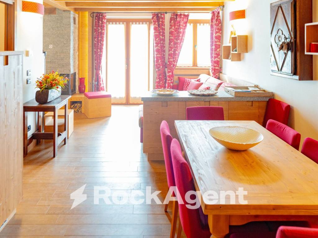 Appartamento a Bardonecchia in Via G. F. Medail, 6 - Foto 3