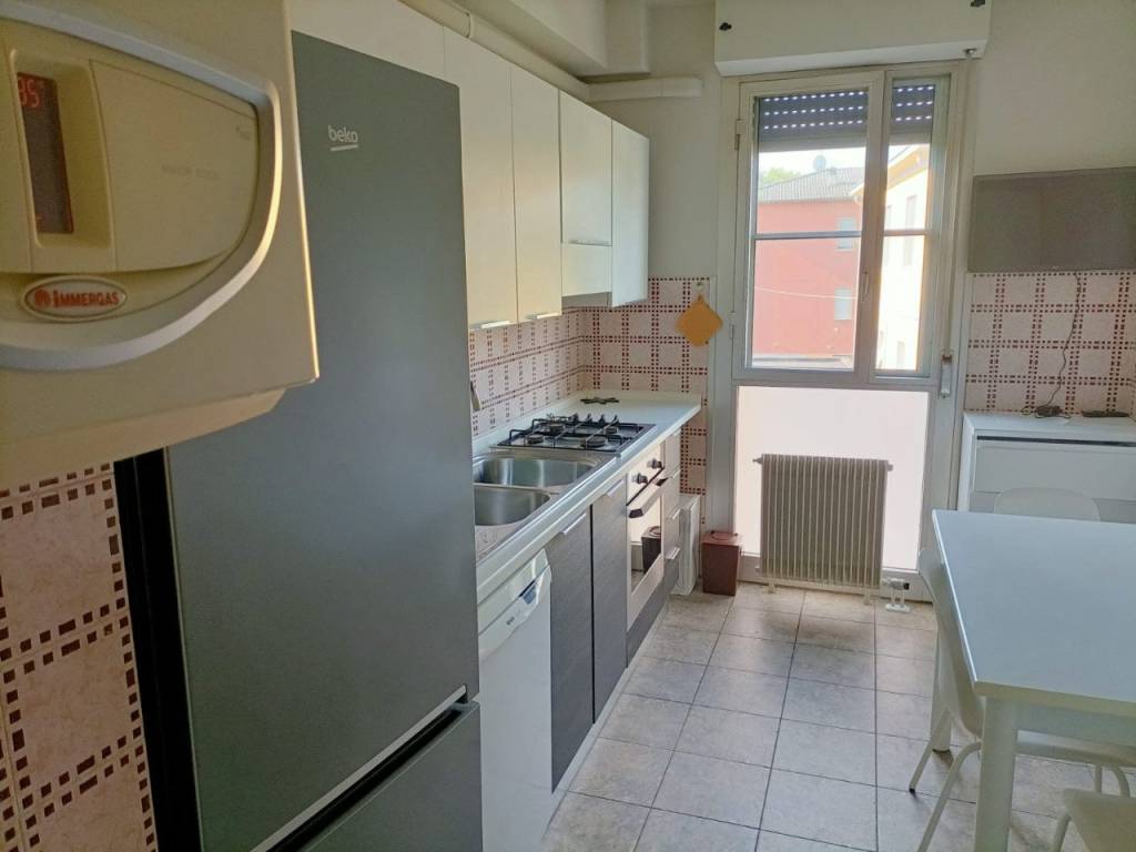 Appartamento a Parma in Piazza Sacco e Vanzetti, 31 - Foto 3