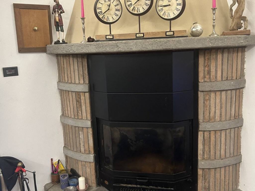 Villa a Viterbo in Strada Tuscanese - Foto 3