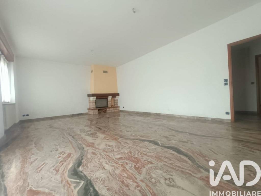 Appartamento a Lanzo torinese in Via REGIONE OVAIRO, 21 - Foto 2