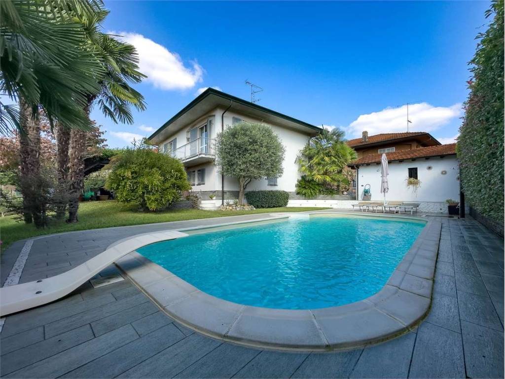 Villa a Sesto calende in Via Idroscalo, 25 - Foto 5