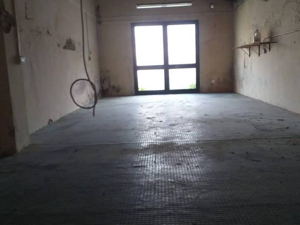 Box / garage a Poggio a caiano - Foto 2