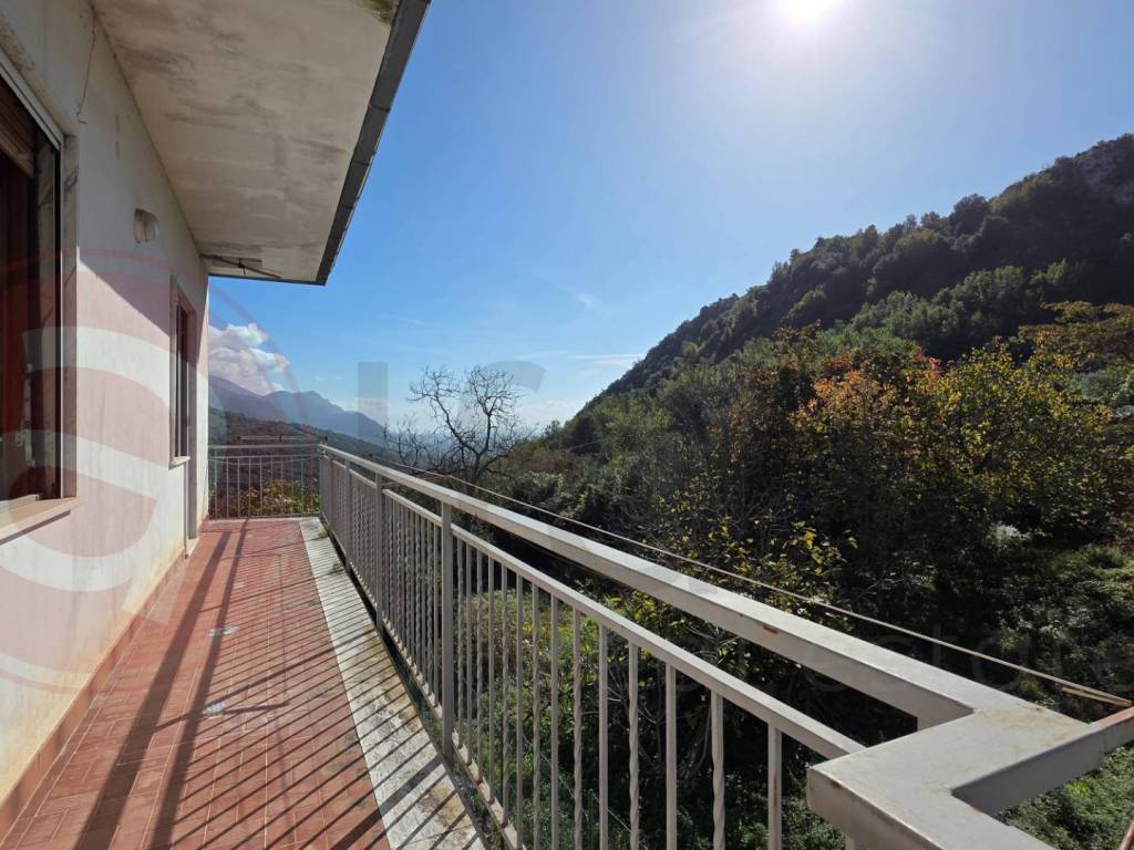 Casa indipendente a Rocca d'arce in Via Fraioli - Foto 4