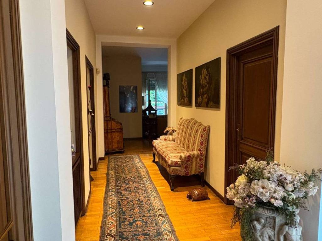 Appartamento a Torino in corso Re Umberto - Foto 2