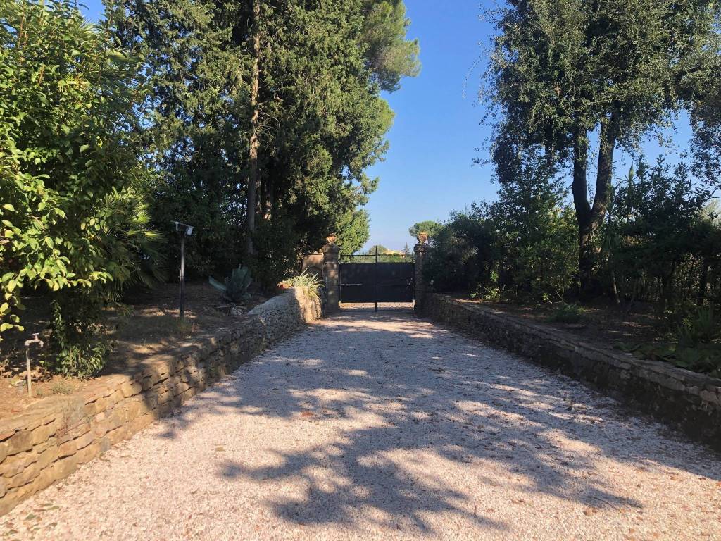 Rustico / casale a Perugia in Strada di Boneggio, 7 - Foto 3