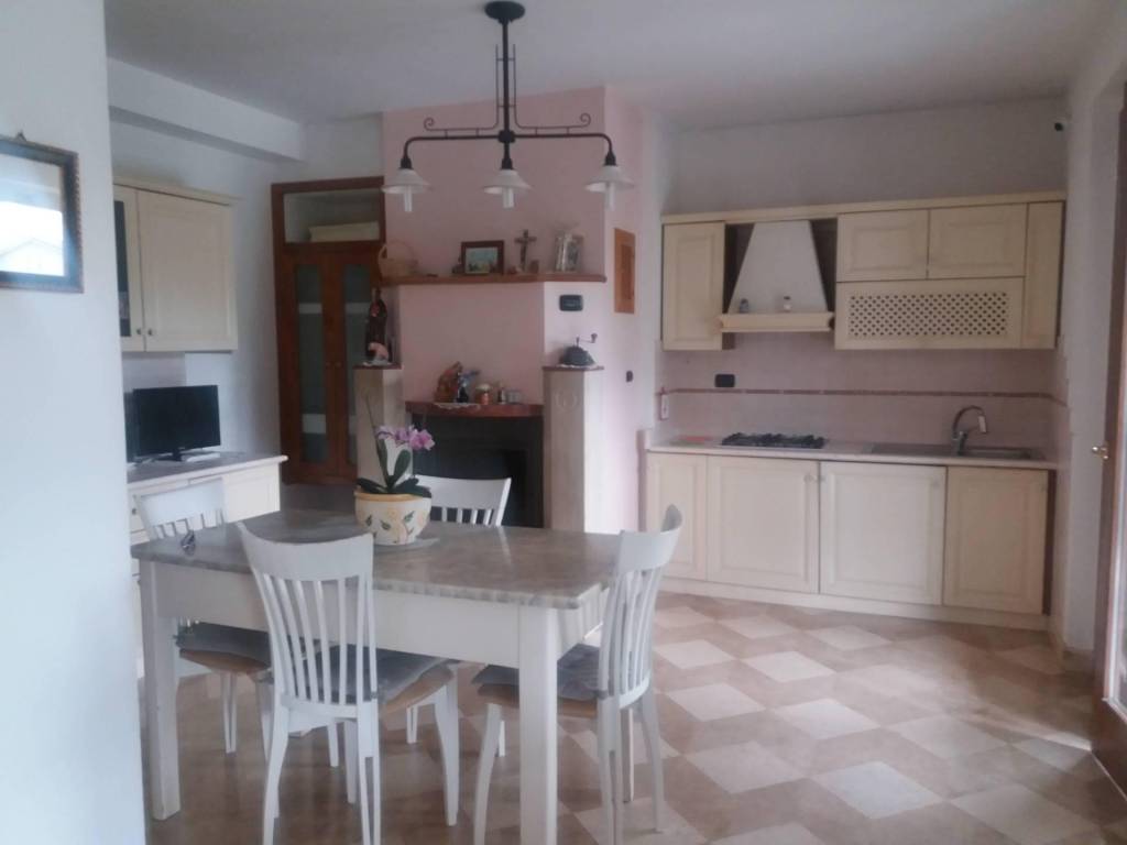 Villa a Ascoli piceno in Via delle Begonie - Foto 3
