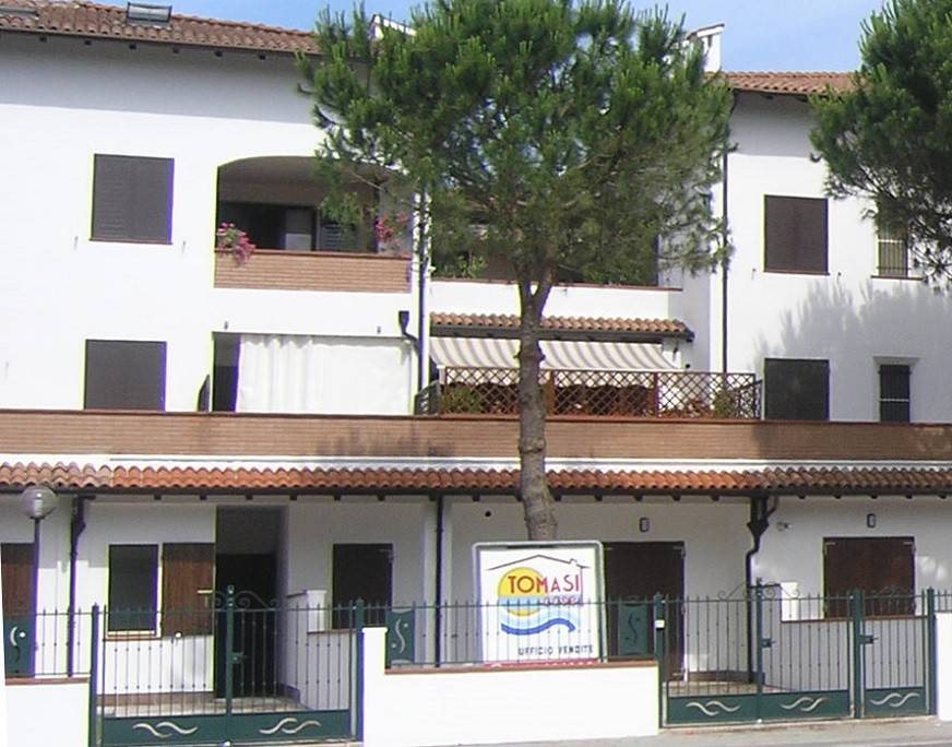 Appartamento a Comacchio in Viale G. Puccini, 7 - Foto 2