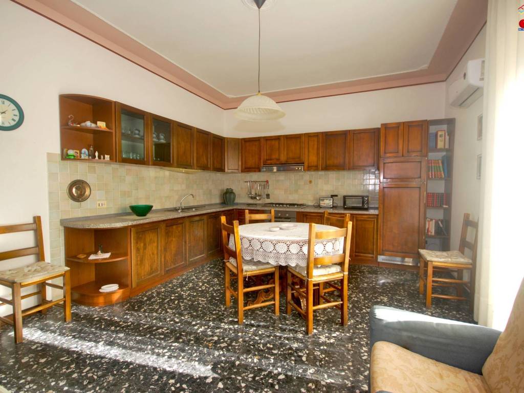 Appartamento a Tempio pausania in Via Luigina Camotto, 6 - Foto 3
