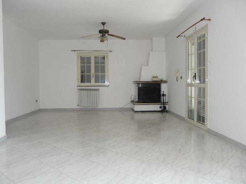 Villa a Giugliano in campania in Via Madonna del Pantano - Foto 2