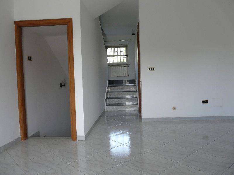 Villa a Giugliano in campania in Via Madonna del Pantano - Foto 4