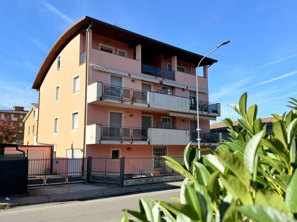 Appartamento a Voghera in Strada Bobbio - Foto 2