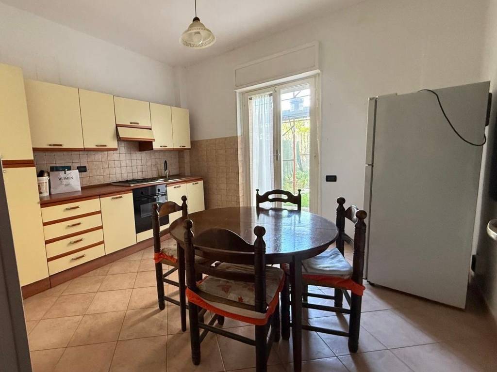 Appartamento a Sabaudia in Via Belgio - Foto 2