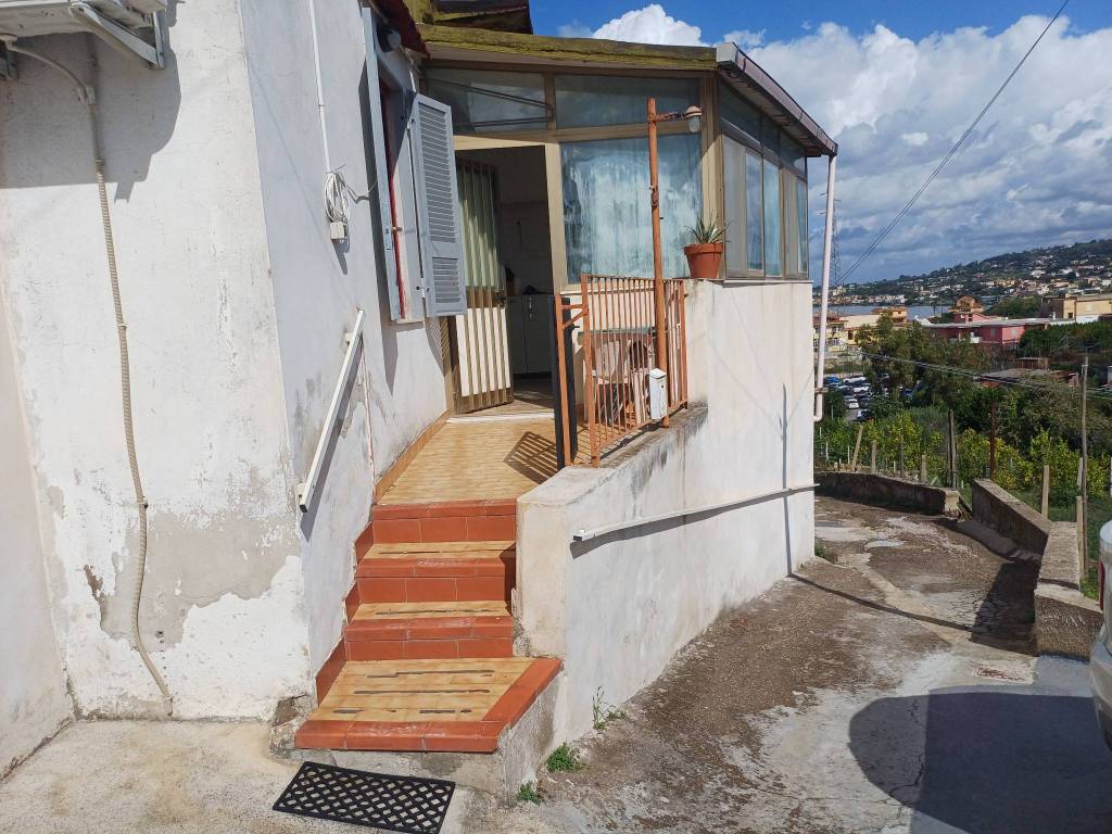 Appartamento a Bacoli in Via Torre di Cappella - Foto 3