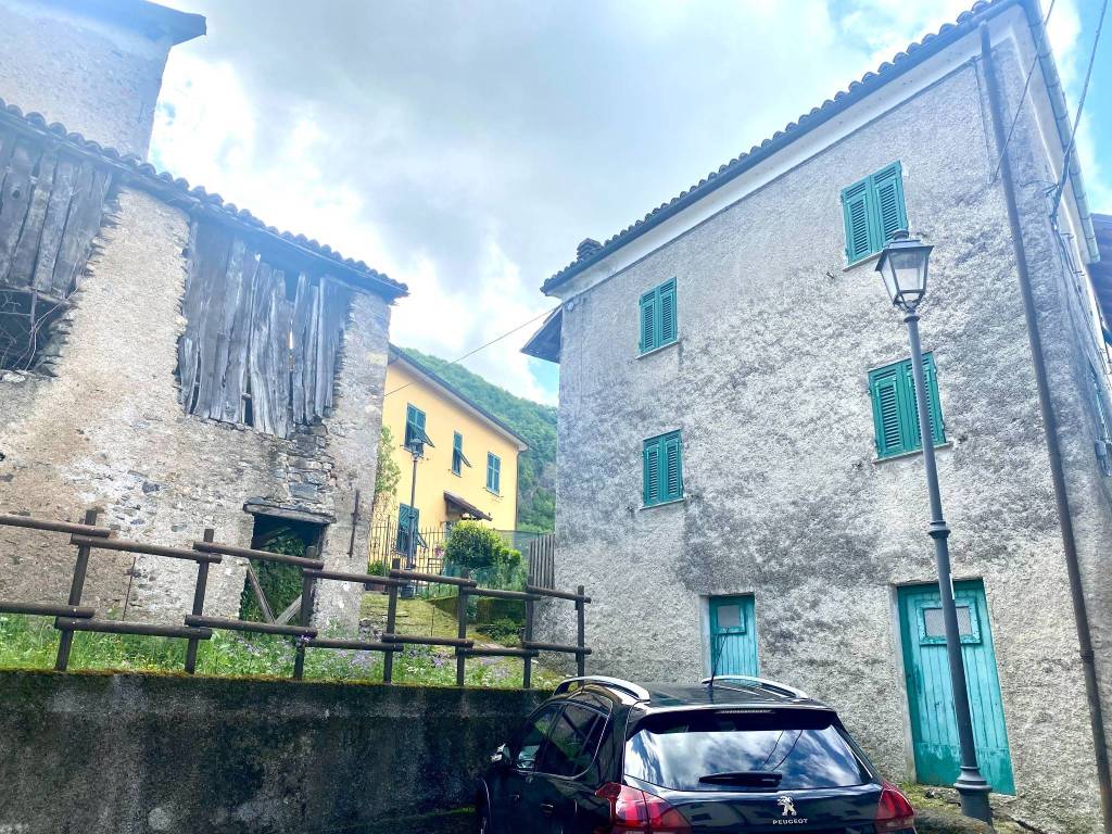 Casa indipendente a Ronco scrivia in Frazione Pietrafraccia, 149 - Foto 5