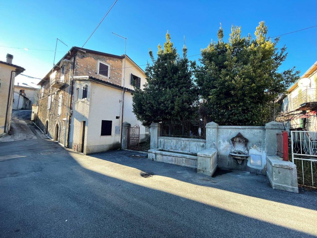 Villa a Cittaducale in Via San Rocco - Foto 2