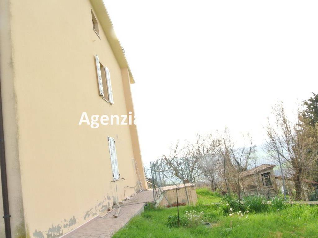 Villa a Montecalvo in foglia - Foto 2