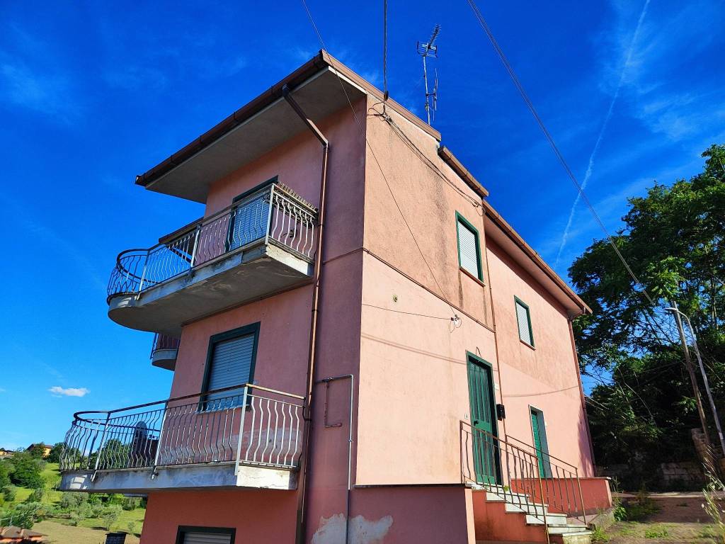 Casa indipendente a San nicola manfredi in Via Roma - Foto 4