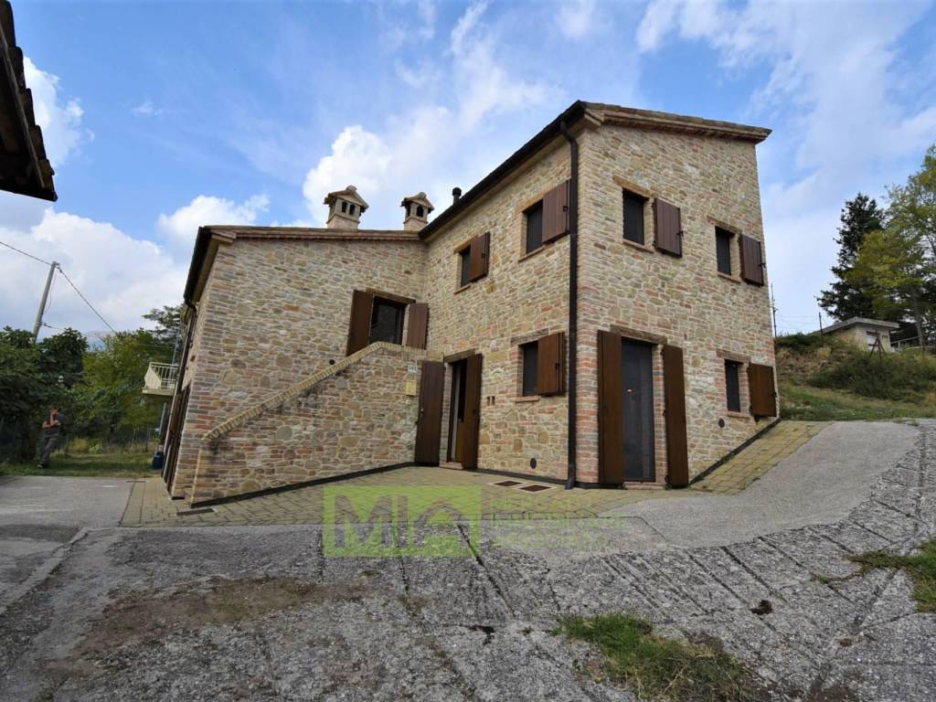 Casa indipendente a Montefortino in ROVITOLO - Foto 3
