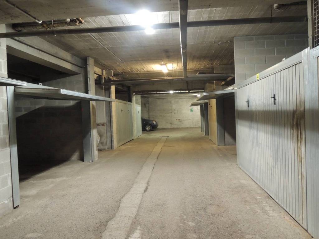 Box / garage a Mantova in Via Giovanni Acerbi - Foto 4
