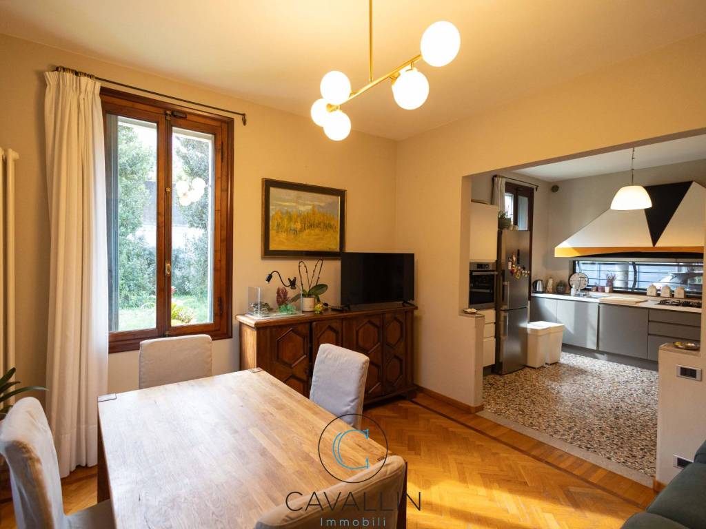 Villa a Montebelluna in Via Sansovino - Foto 4