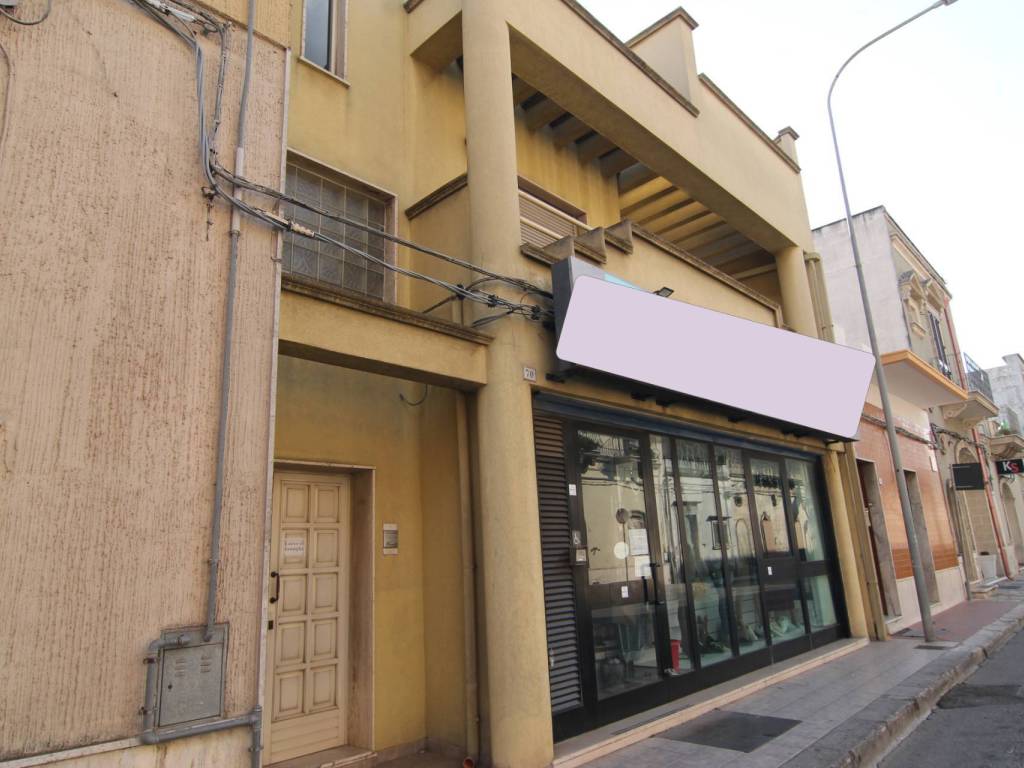 Immobile a Sava in CORSO UMBERTO, 70 - Foto 2