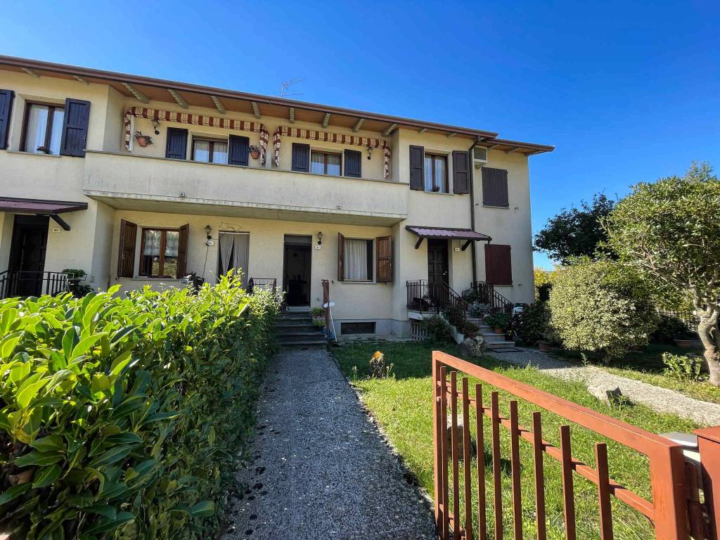 Appartamento a Castel del rio in Via Tombe - Foto 2