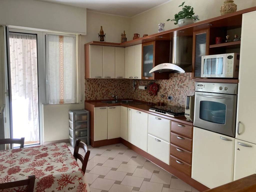 Appartamento a Savona in Via Mignone - Foto 5