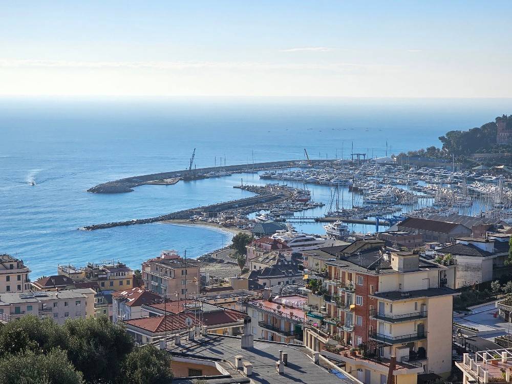 Appartamento a Varazze in Via Nuova Cantalupo - Foto 2