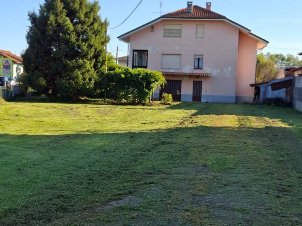 Villa a Feletto in Via Circonvallazione, 1 - Foto 2