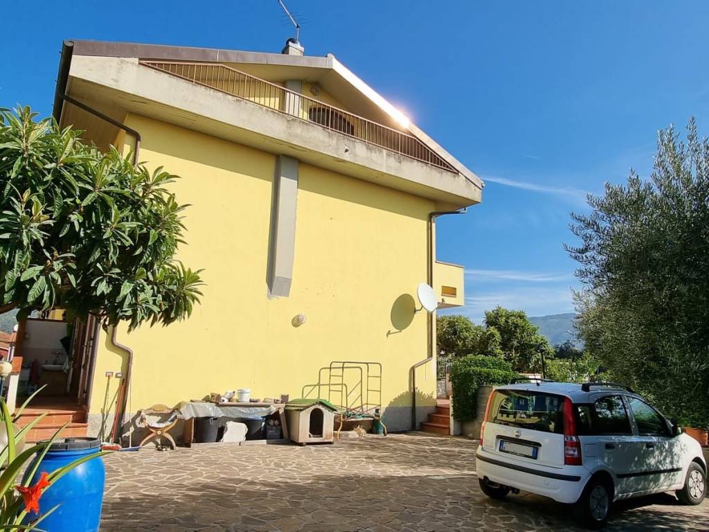 Villetta a schiera a Monsummano terme in Via Ribocco - Foto 3