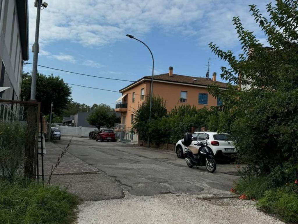 Box / garage a Bologna in Via Canova, 18 - Foto 3