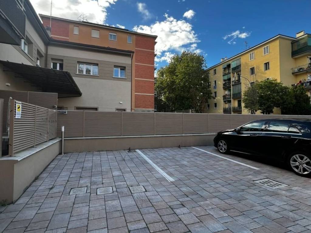 Box / garage a Bologna in Via Valdossola, 16/2 - Foto 4