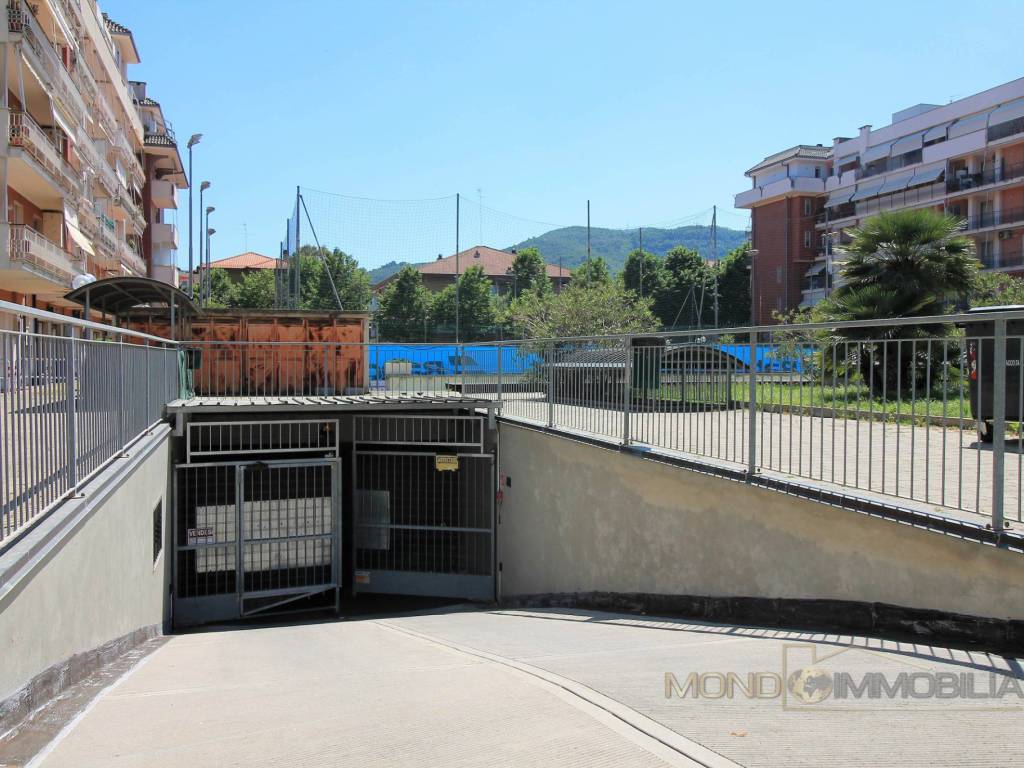 Box / garage a Albenga in Via Valle d'Aosta, 10 - Foto 4