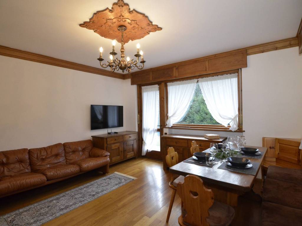 Appartamento a Cortina d'ampezzo in Frazione Peziè, 24 - Foto 2