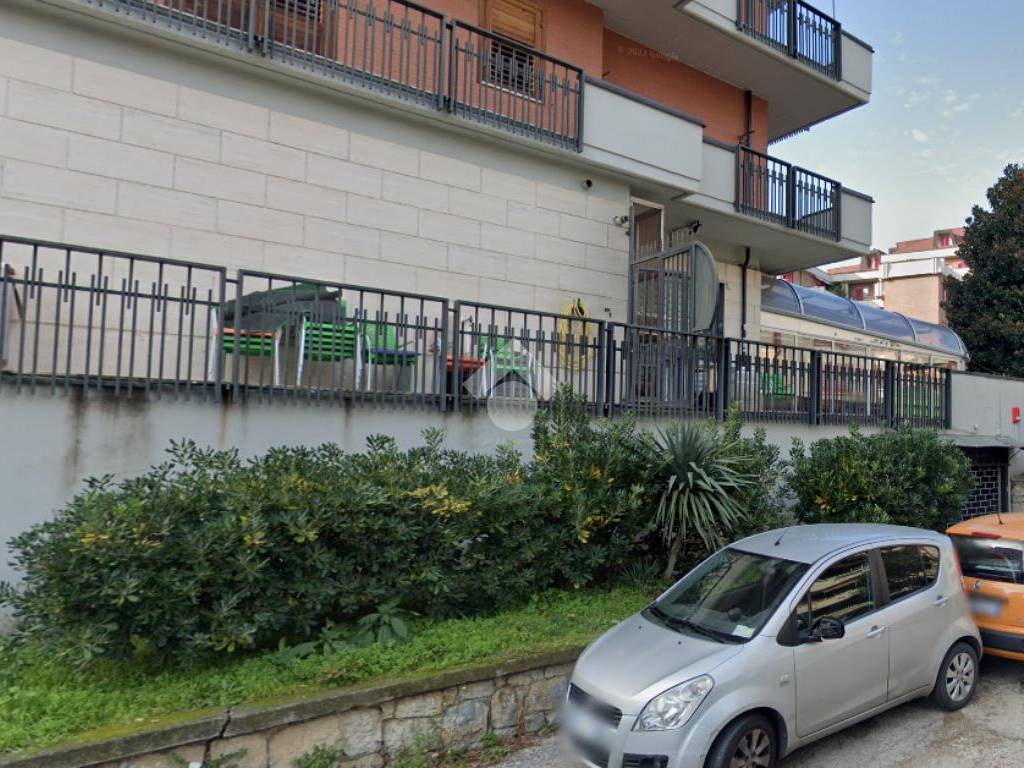 Box / garage a Avellino in Via Salvatore Pescatori, 137 - Foto 3