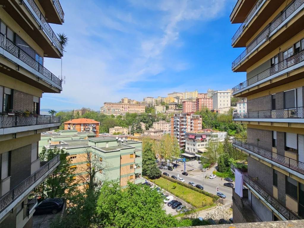 Appartamento a Frosinone in Via Alessandro Ciamarra, 52 - Foto 2