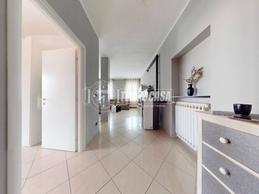 Appartamento a Borgo san dalmazzo in Via Ambovo - Foto 4