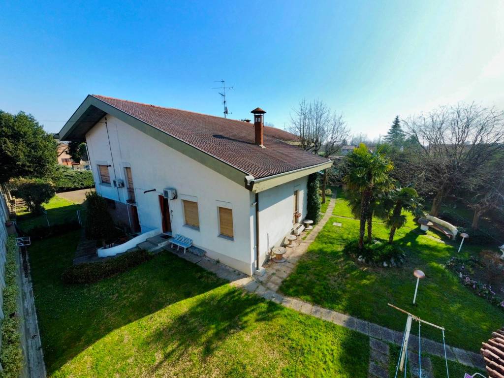 Villa a Massa lombarda in Via Martiri della Libertà, 101 - Foto 4