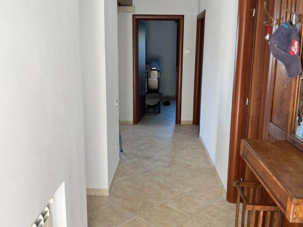 Villa a Minturno in Via Giovanni Cena, 11 - Foto 2