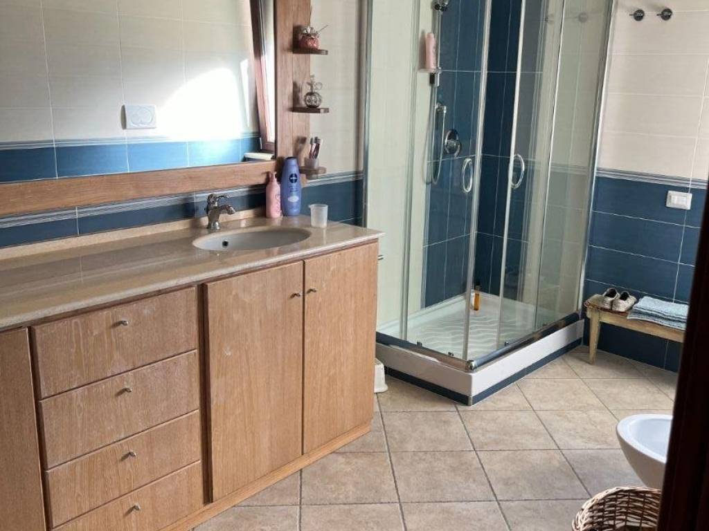 Villa a Minturno in Via Giovanni Cena, 11 - Foto 4