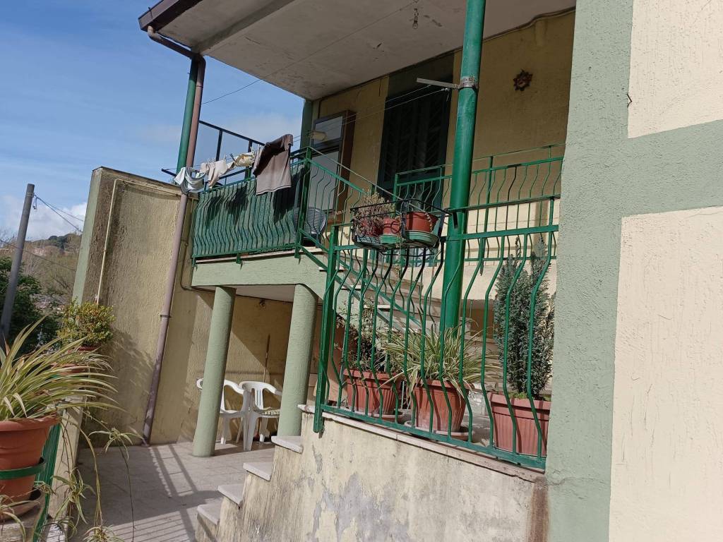 Casa indipendente a Salerno in Via Carlo Gatti - Foto 4