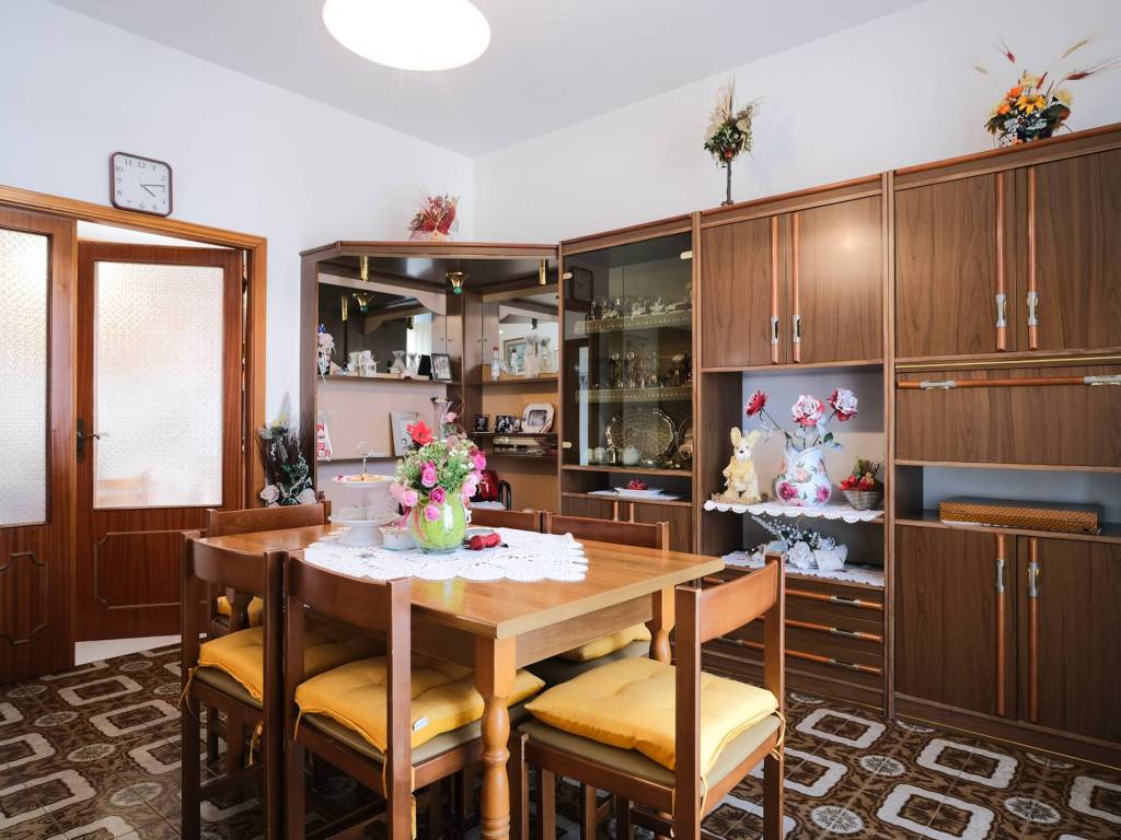 Appartamento a Riccione in Viale Cosenza, 3 - Foto 3